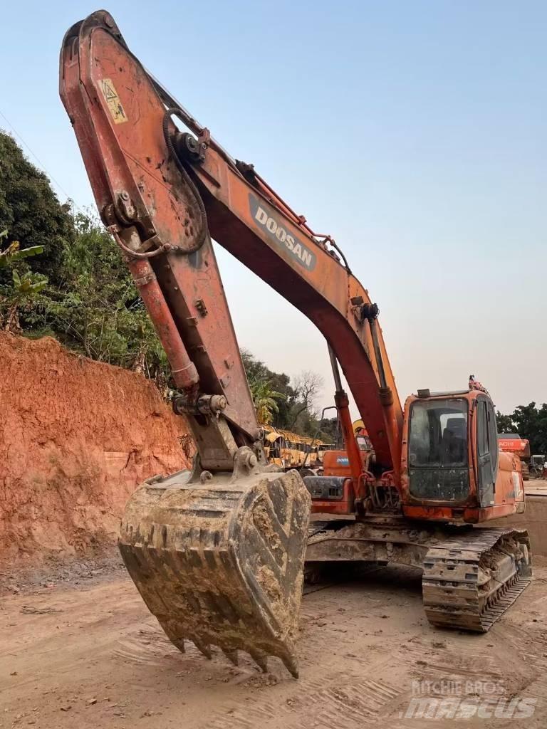 Doosan DX 300 LC Mini bageri <7t