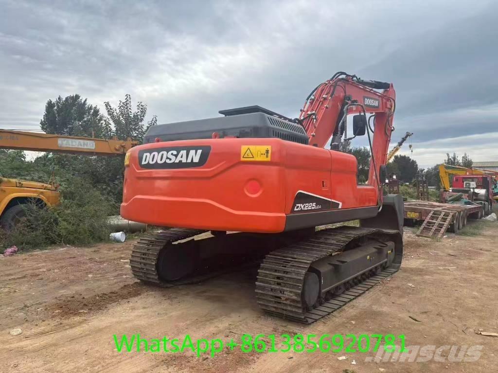 Doosan DX 225 Bageri gusjeničari