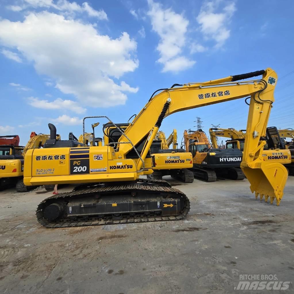 Komatsu PC 200-8 Bageri gusjeničari