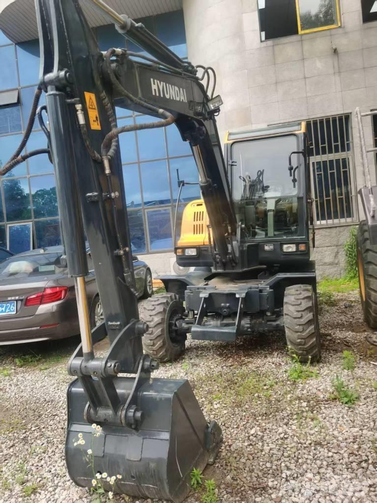 Hyundai R 60 W Bageri na kotačima