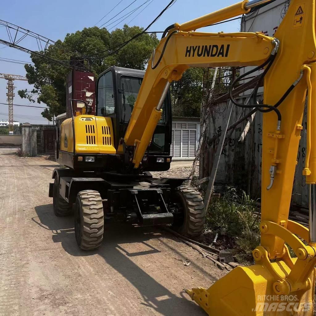 Hyundai R60W-7 Bageri na kotačima
