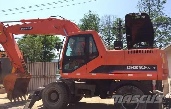 Doosan DH210W-7 Bageri na kotačima