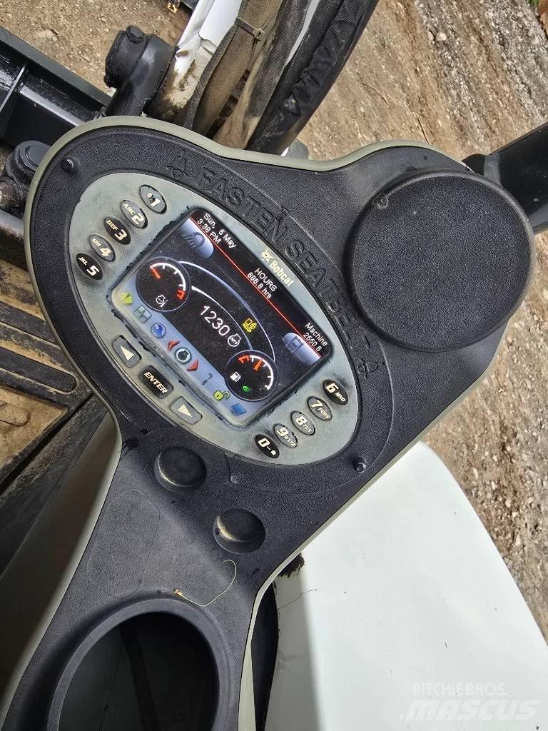 Bobcat E 50 Mini bageri <7t