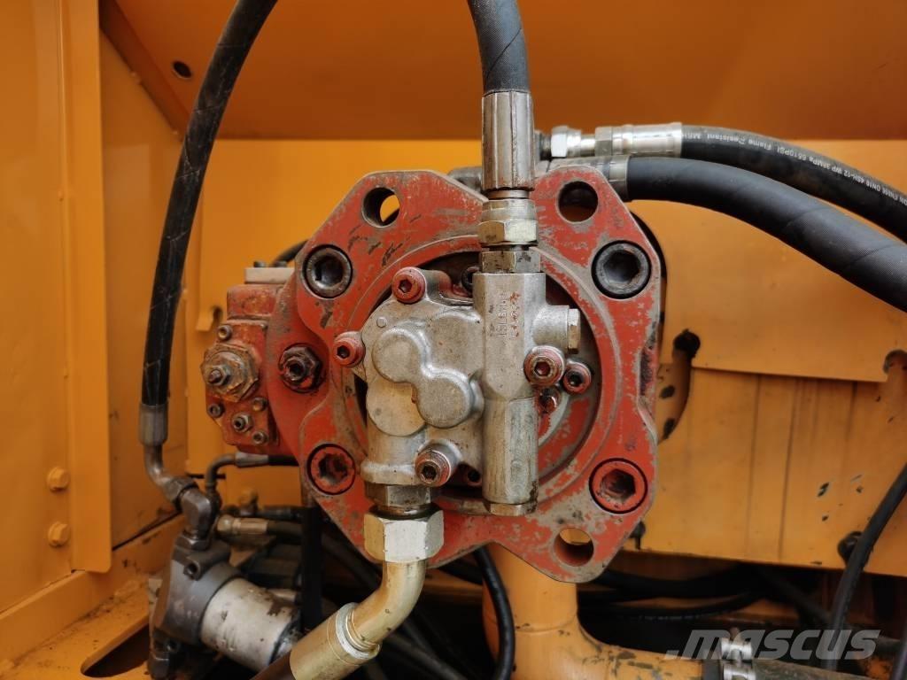 Hyundai R225LC-7 Bageri gusjeničari