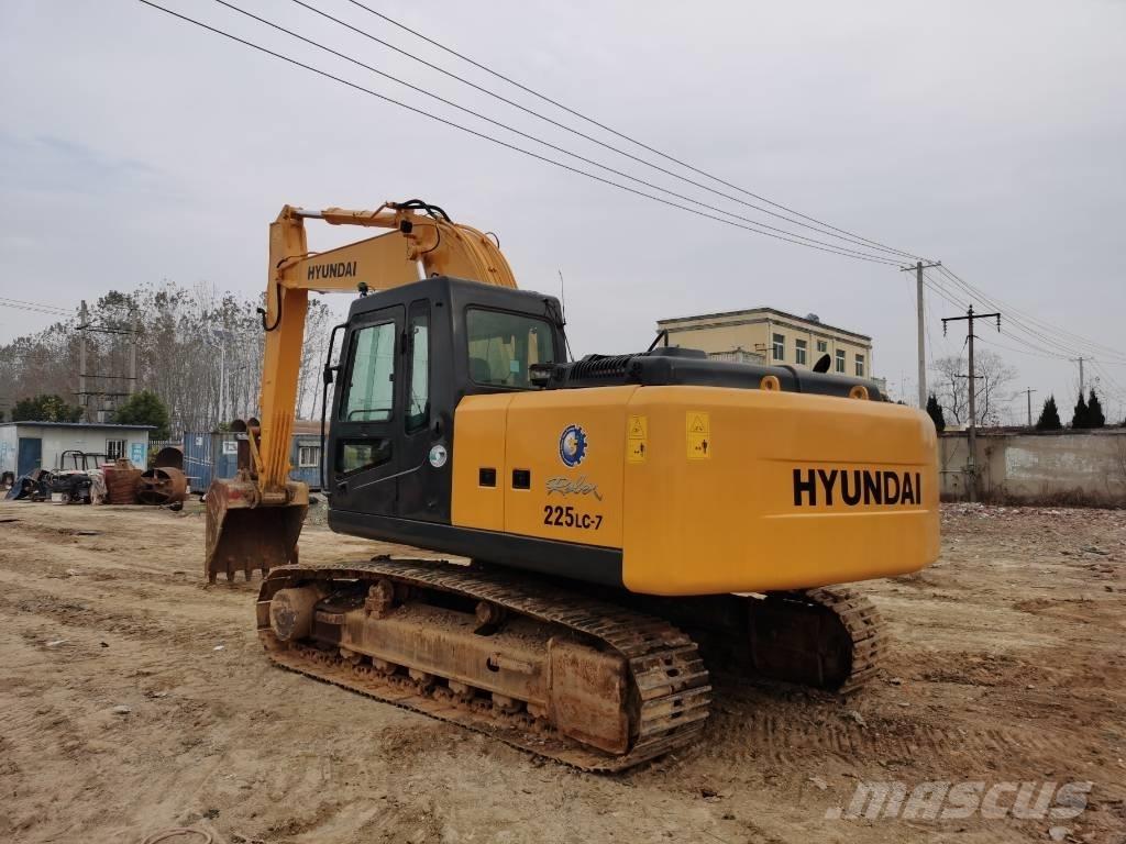 Hyundai R225LC-7 Bageri gusjeničari