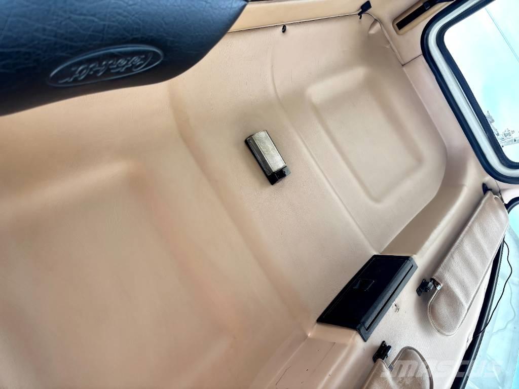 Mack Granite Demontažnii kamioni za podizanje kabela