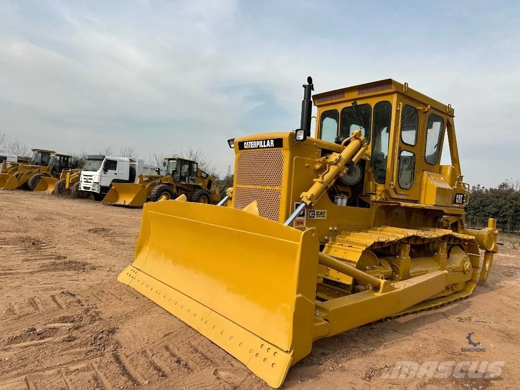 CAT D 7 G Buldožeri gusjeničari