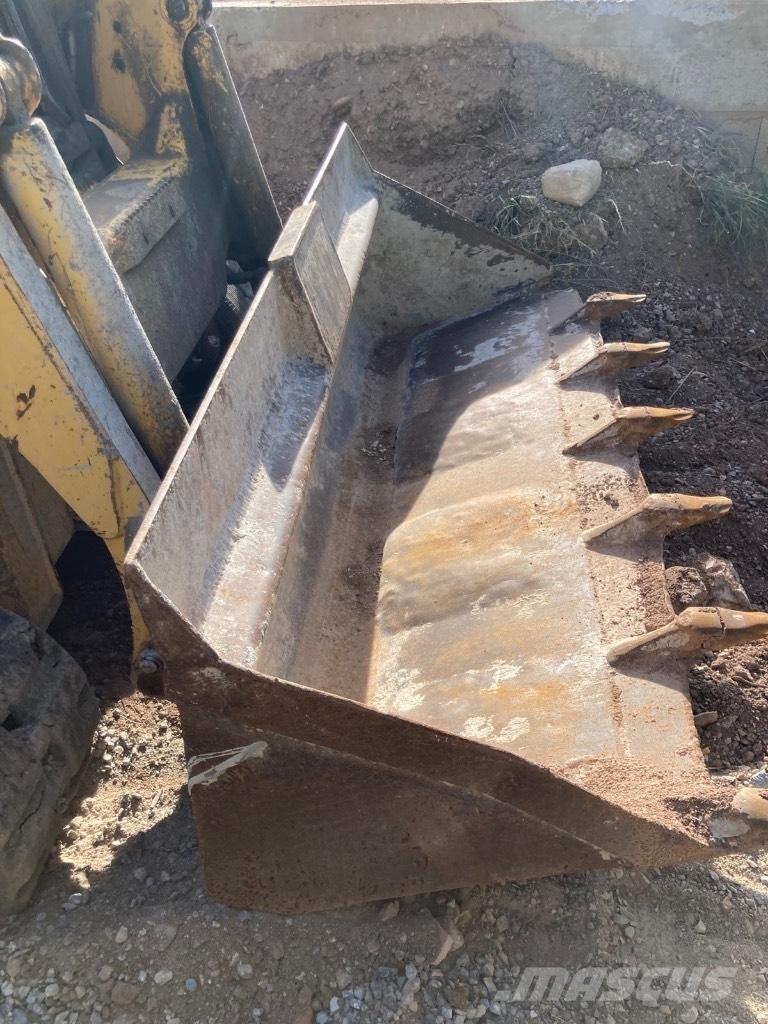 Komatsu CK 30-1 Mini utovarivači