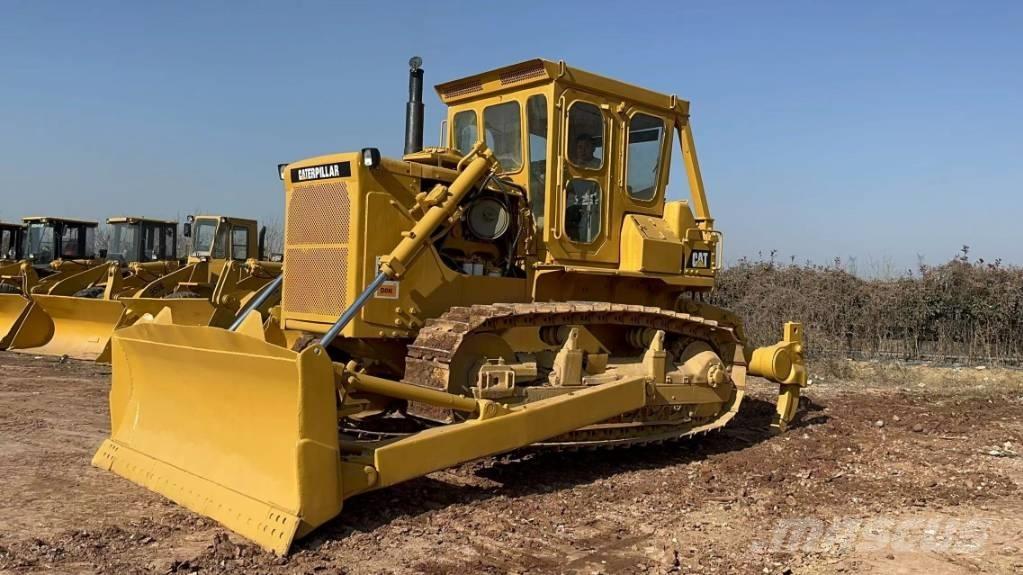 CAT D 8 K Buldožeri gusjeničari