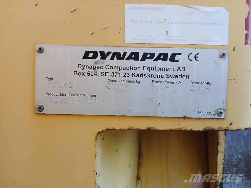Dynapac CC142, Vält Valjci sa dvojnim bubnjem