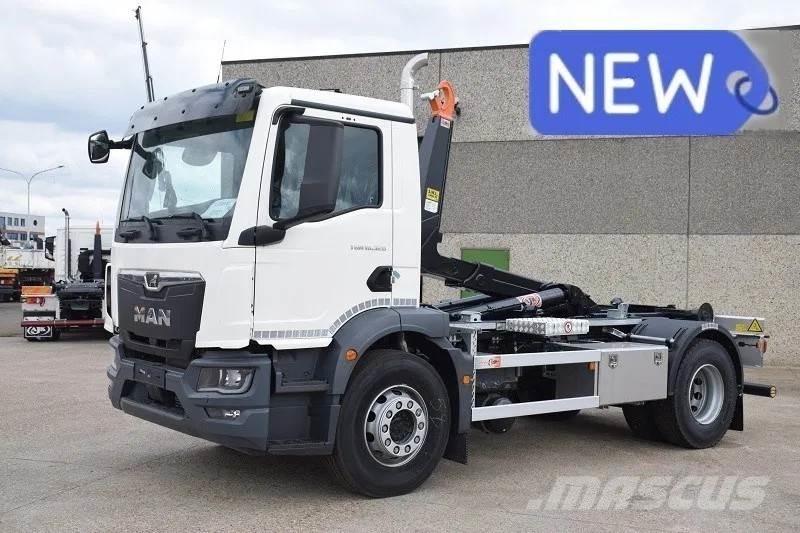 MAN TGM 18.320 Rol kiper kamioni s kukama za dizanje