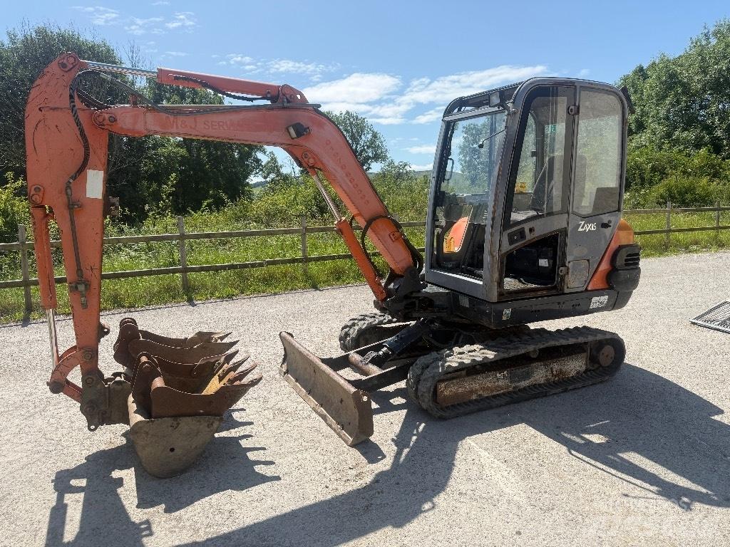 Hitachi ZX30 Mini bageri <7t