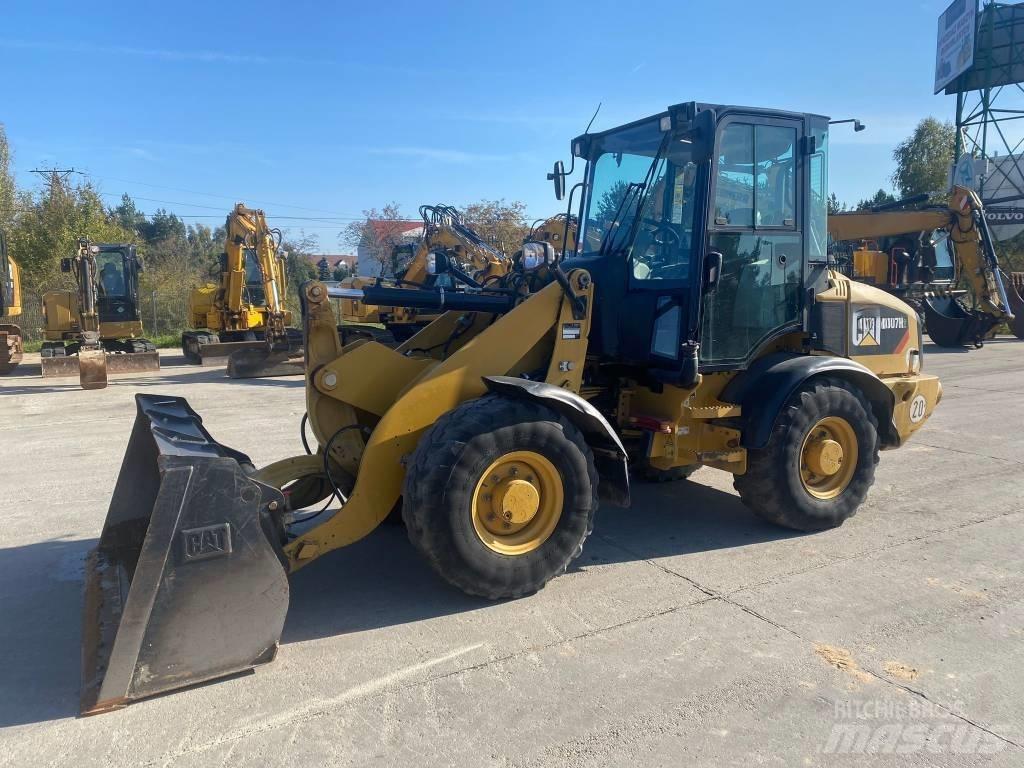 CAT 907 H 2 Utovarivači na kotačima