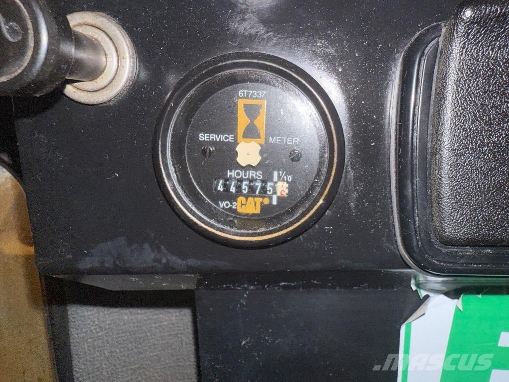 CAT 988 F II Utovarivači na kotačima