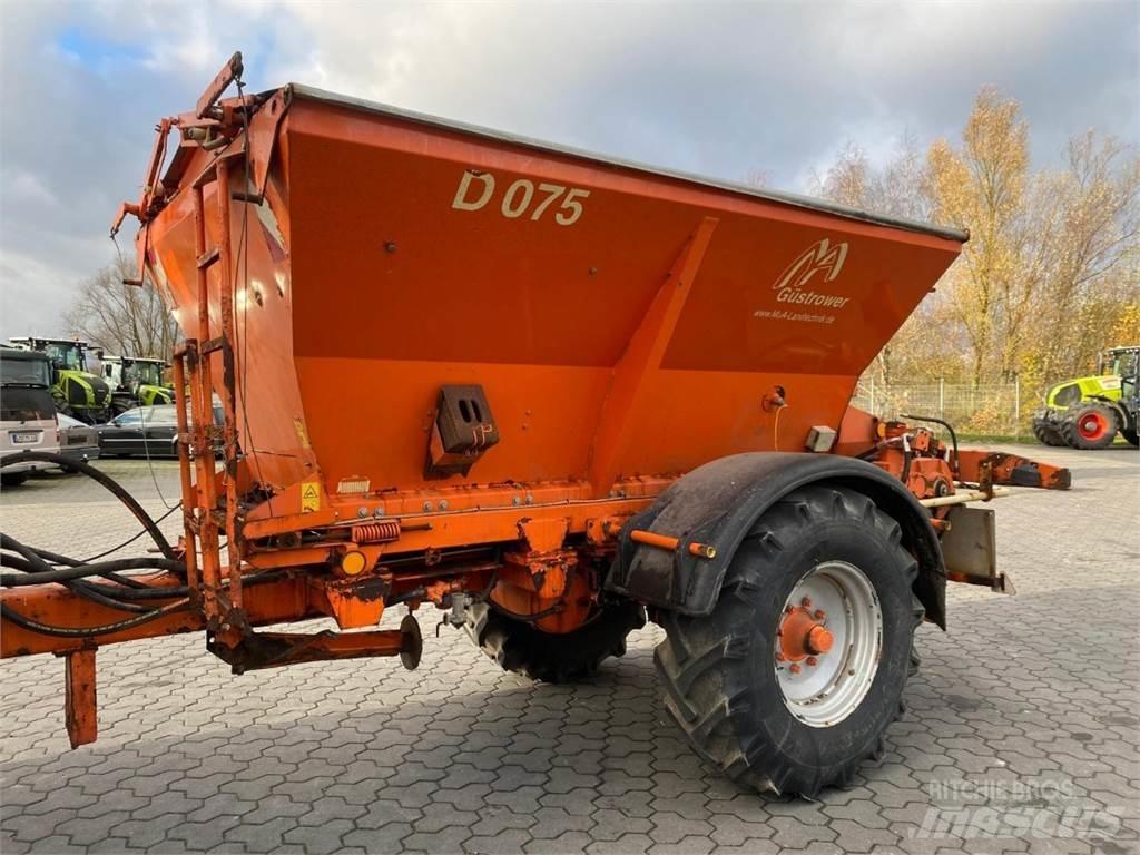  GÜSTROWER D075 Rasipači mineralnog  gnojiva