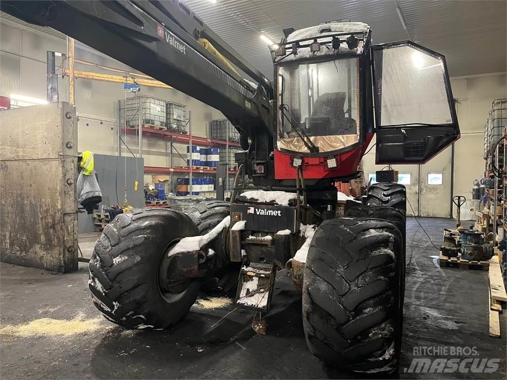 Valmet 911.3 Harversteri