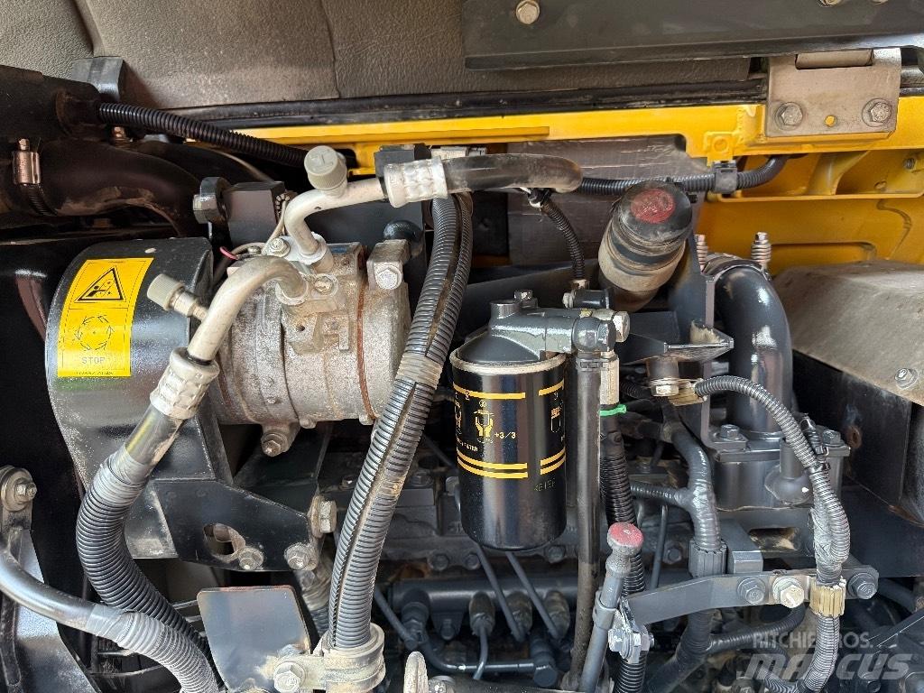 Komatsu PC 88 MR-8 Midi bageri 7t – 12t