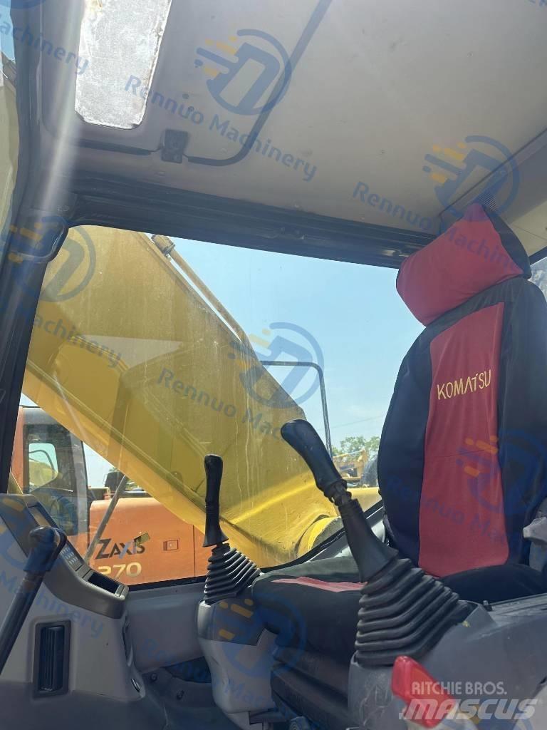 Komatsu PC220-7 Bageri gusjeničari