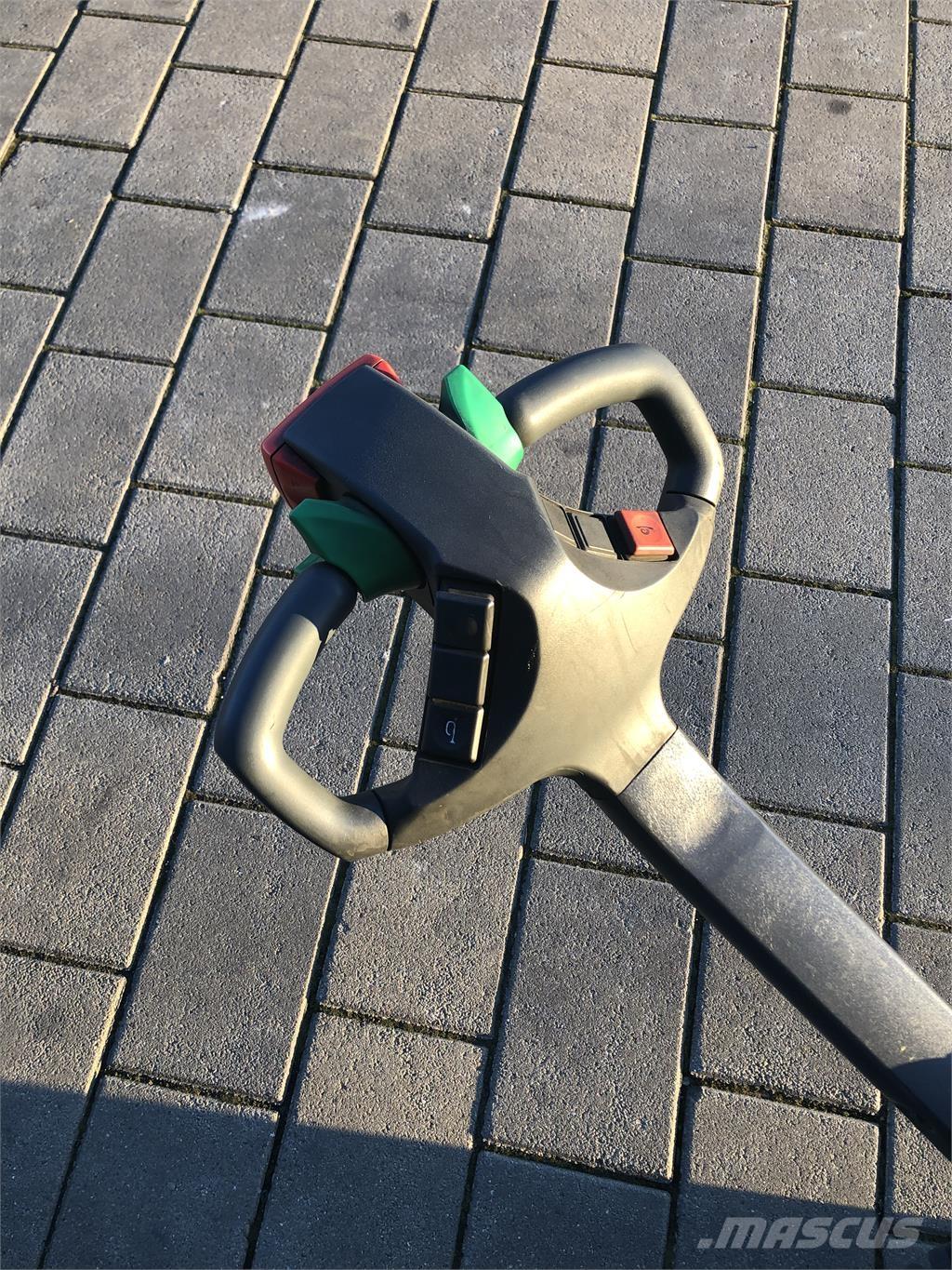 Jungheinrich WP16 Samopogonski ručni viličari