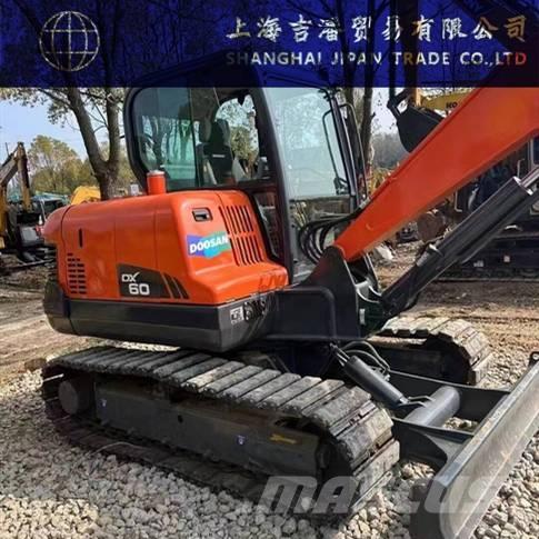 Doosan DX 60 Bageri gusjeničari