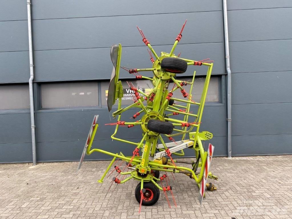 CLAAS Volto 870 Okretači i sakupljači sijena