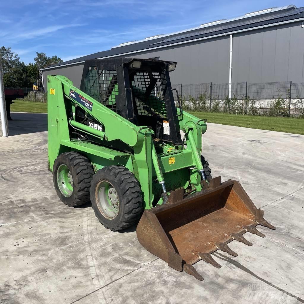Gehl 3825 Skid steer mini utovarivači