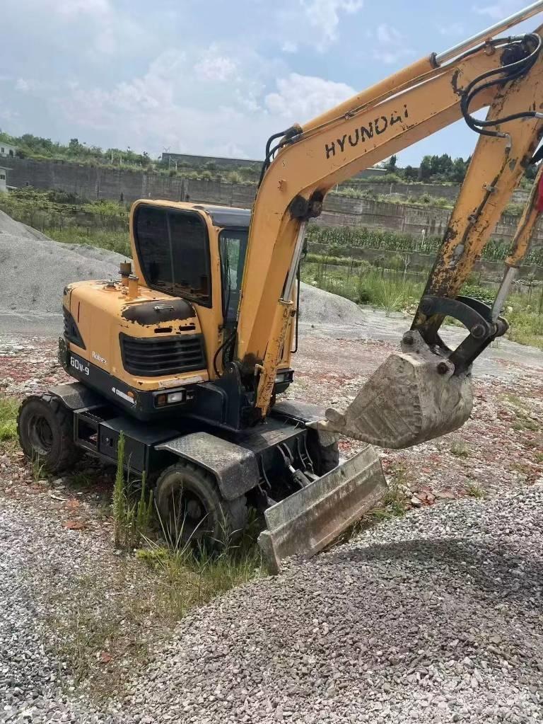 Hyundai 60W-9 Bageri na kotačima