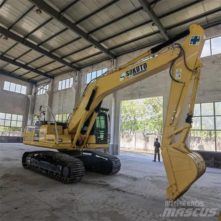Komatsu PC200-8 Bageri gusjeničari