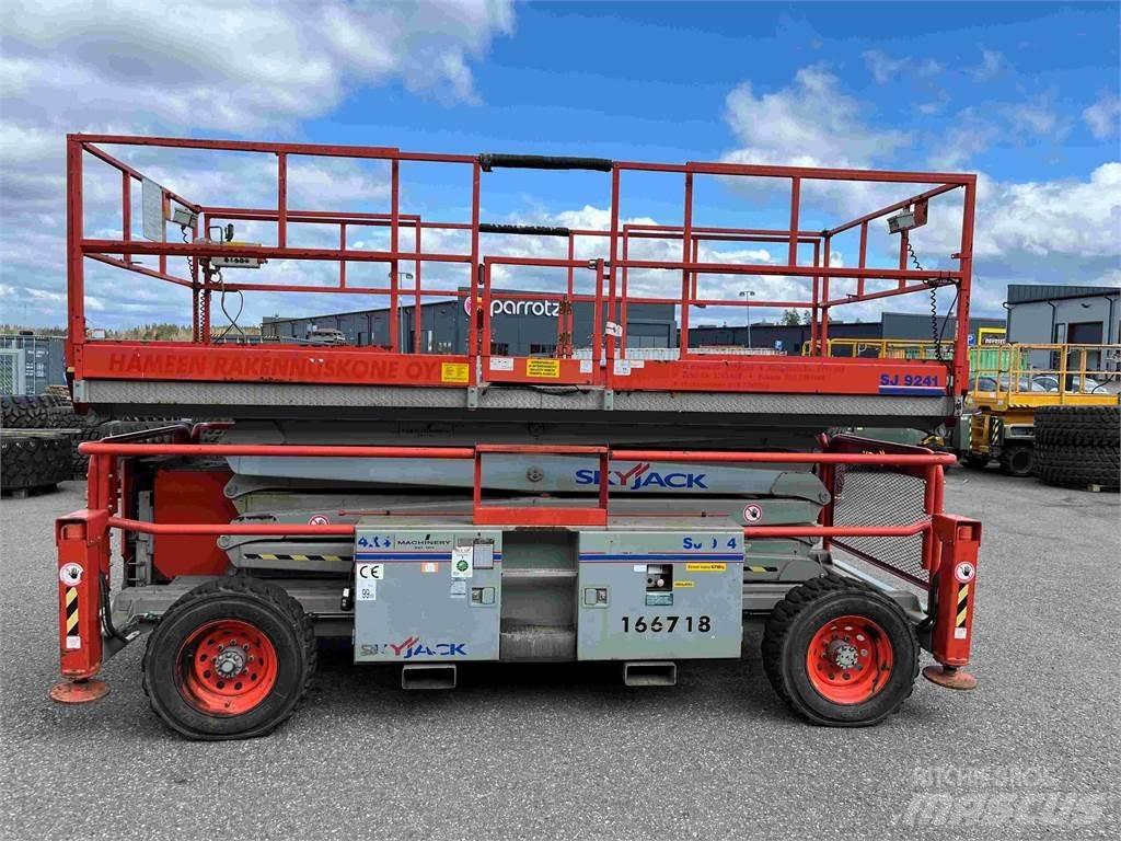 SkyJack SJ 9241 Škaraste platforme