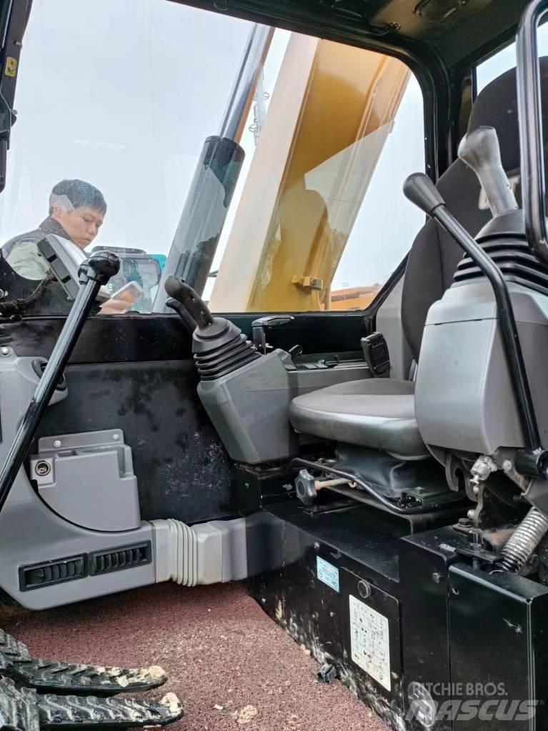 CAT 307 Bageri gusjeničari