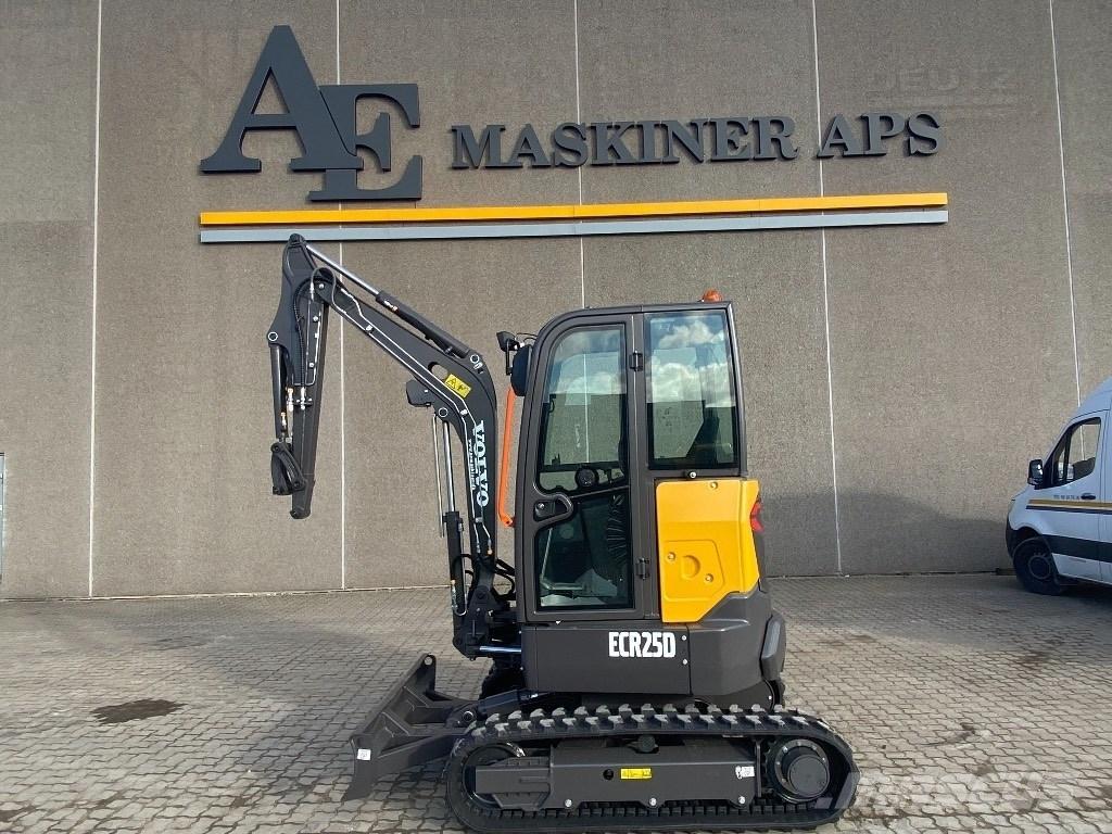 Volvo ECR 25 D Mini bageri <7t