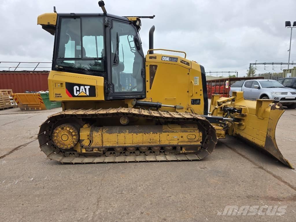 CAT D 5 K 2 LGP Buldožeri gusjeničari