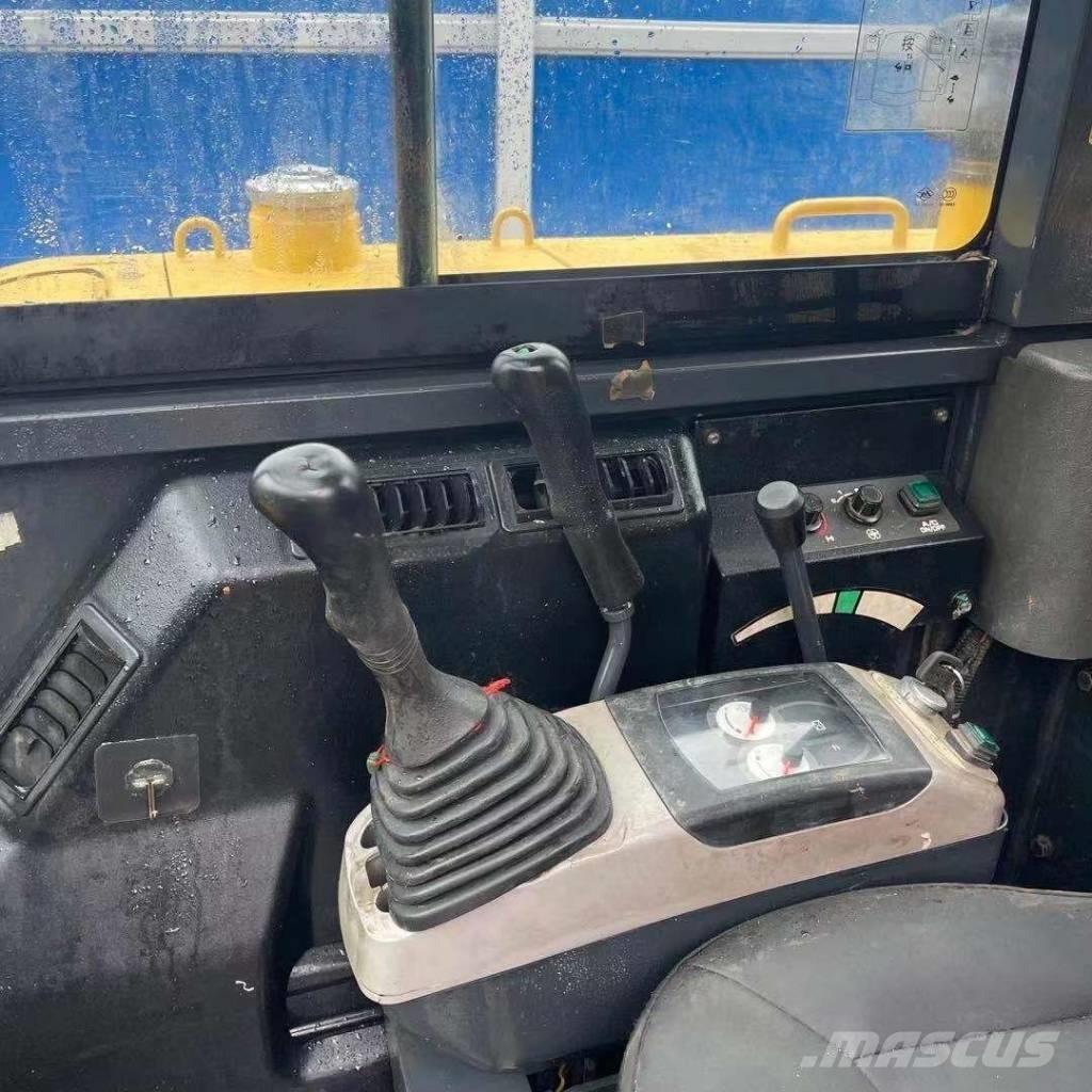 Komatsu PC56-7 Mini bageri <7t