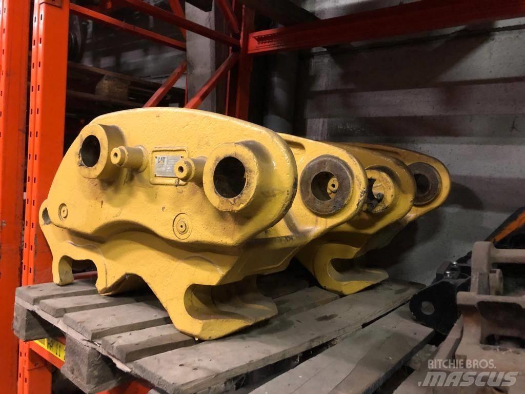 CAT 318 quick Hitch Ostale komponente