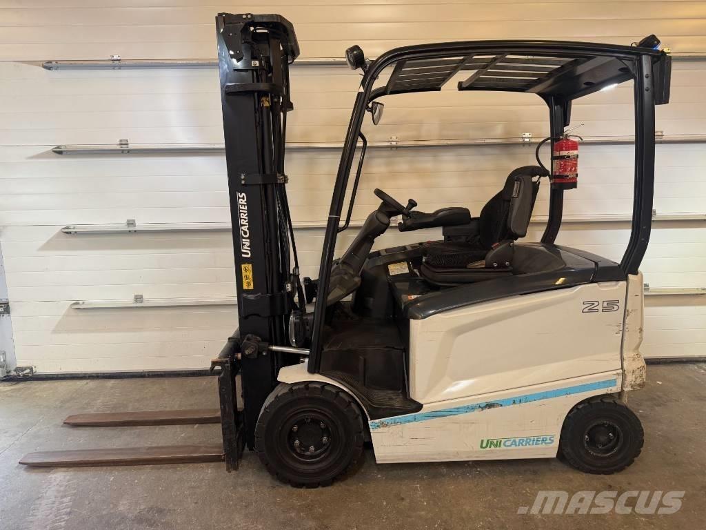 UniCarriers MX 25 Električni viličari