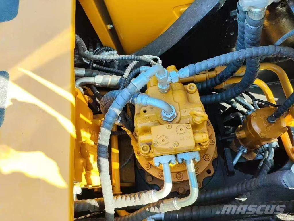 Sany SY215C Bageri gusjeničari