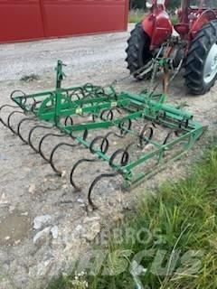 Massey Ferguson 35 Traktori