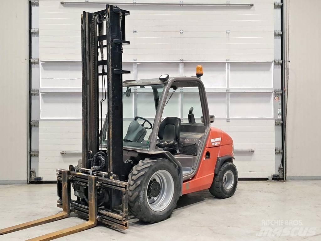 Manitou MSI30D Terenski viličar