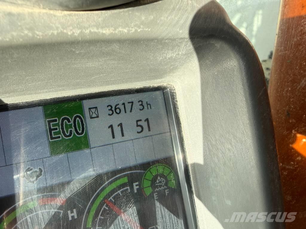 Hitachi ZX 135 US-6 Bageri gusjeničari