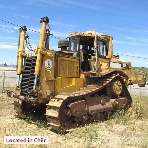 CAT D 8 R Buldožeri gusjeničari