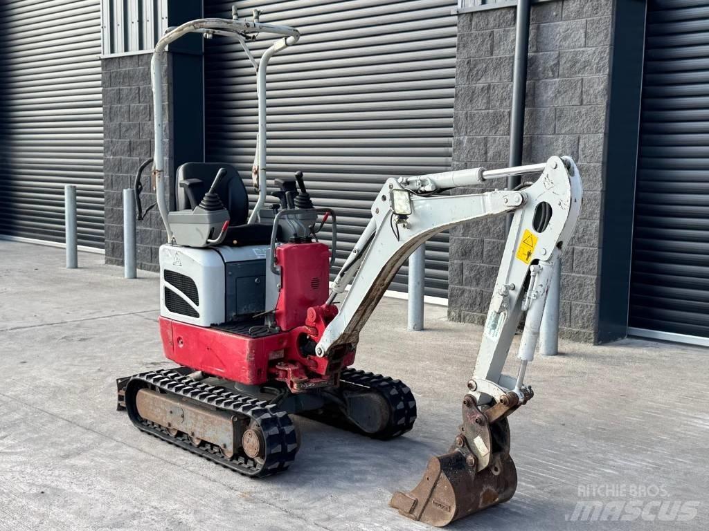 Takeuchi TB 210 R Mini bageri <7t