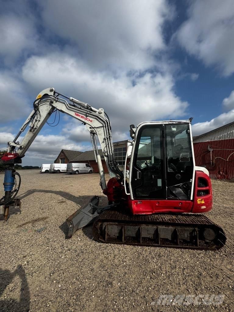 Takeuchi TB 370 Bageri gusjeničari