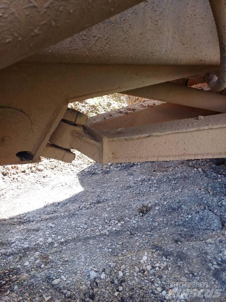 Volvo A30C Zglobni demperi