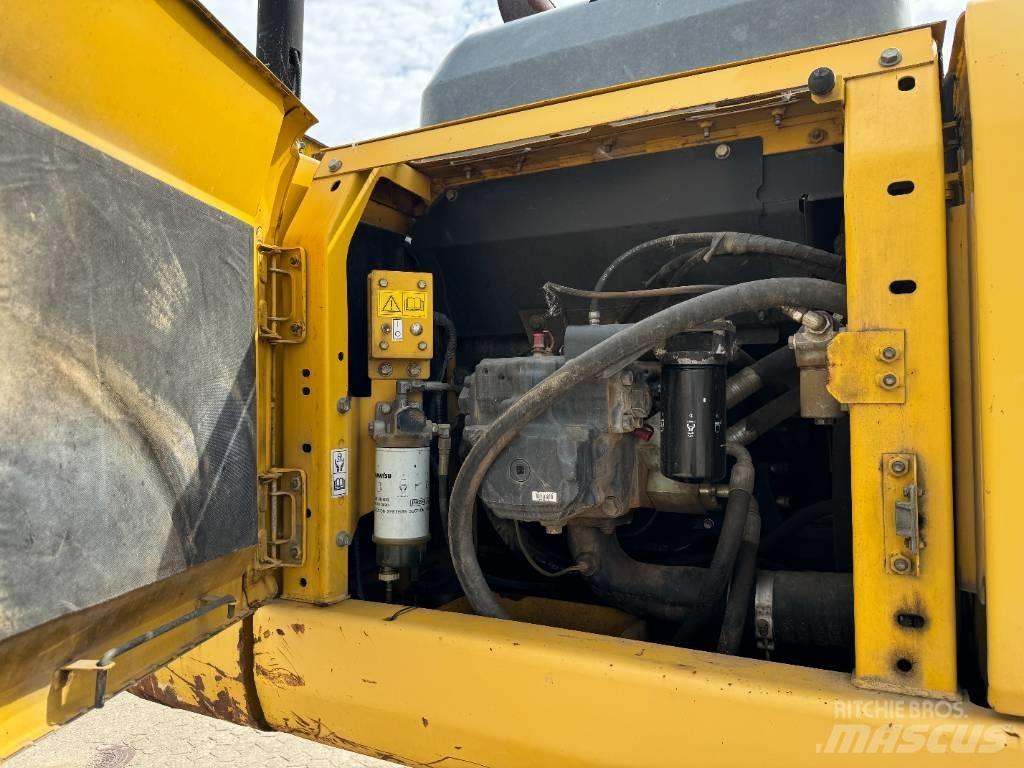 Komatsu PC 290 LC-8 Bageri gusjeničari