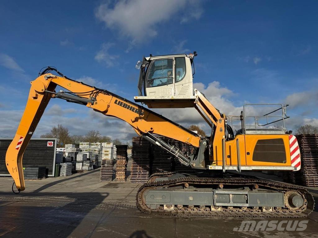 Liebherr LH 40C EW Bageri za manipuliranje materijalom / otpadom