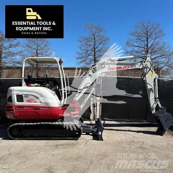 Takeuchi TB240 Mini bageri <7t