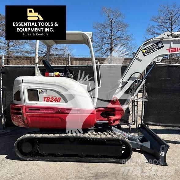 Takeuchi TB240 Mini bageri <7t