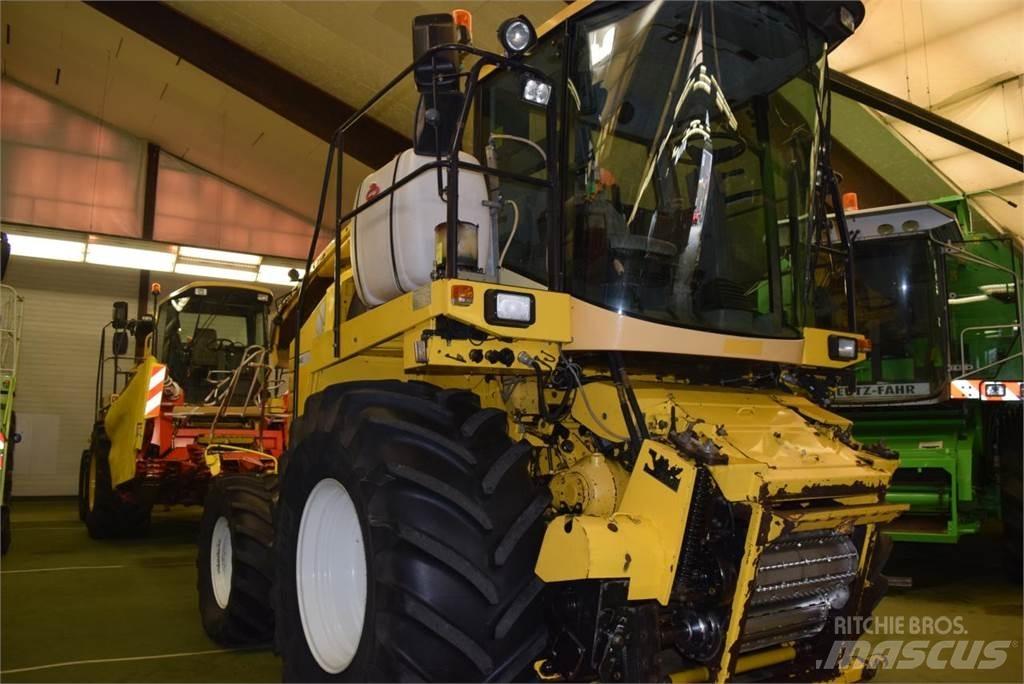 New Holland FX 40 Strojevi za krmu na vlastiti pogon