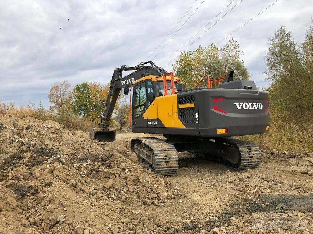Volvo EC220 EL Bageri gusjeničari