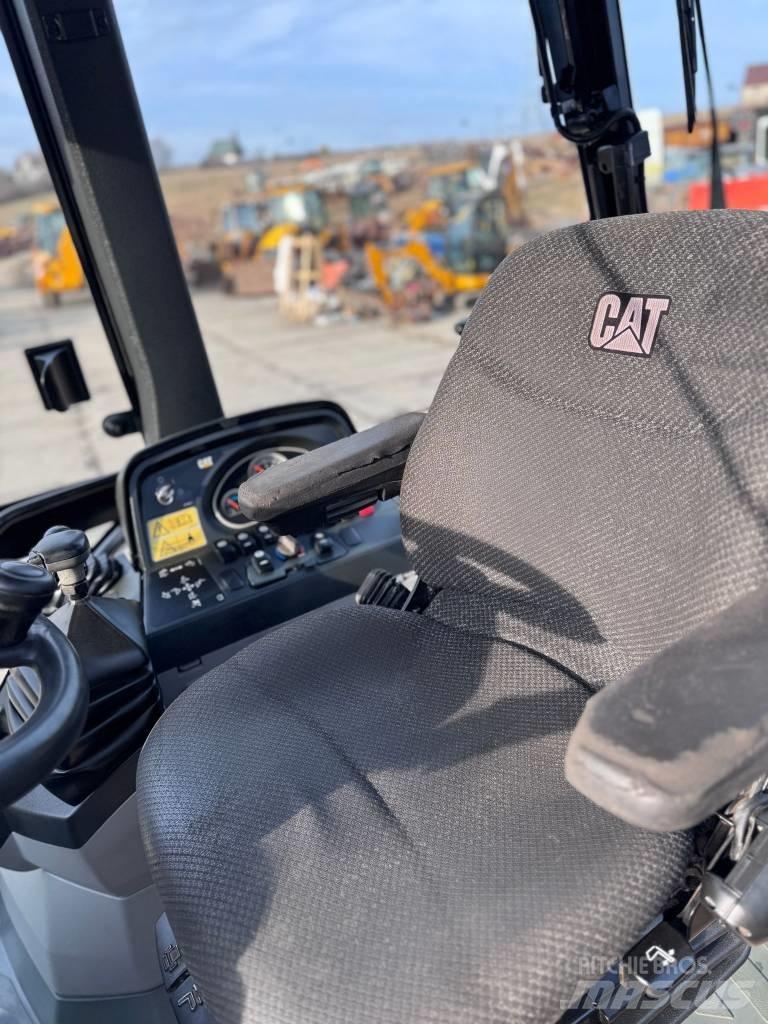 CAT 428 E Utovarni rovokopači